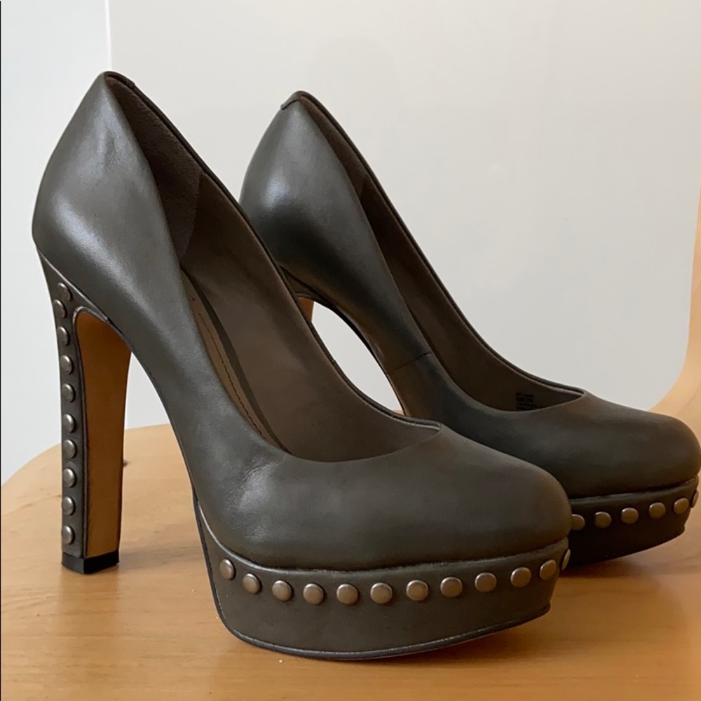 Vince Camino Jair Platform heels- New never worn